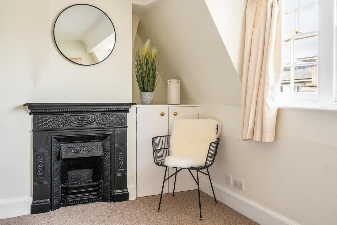 Beautiful Character 3 Bed City Centre Apartment บาธ ภายนอก รูปภาพ
