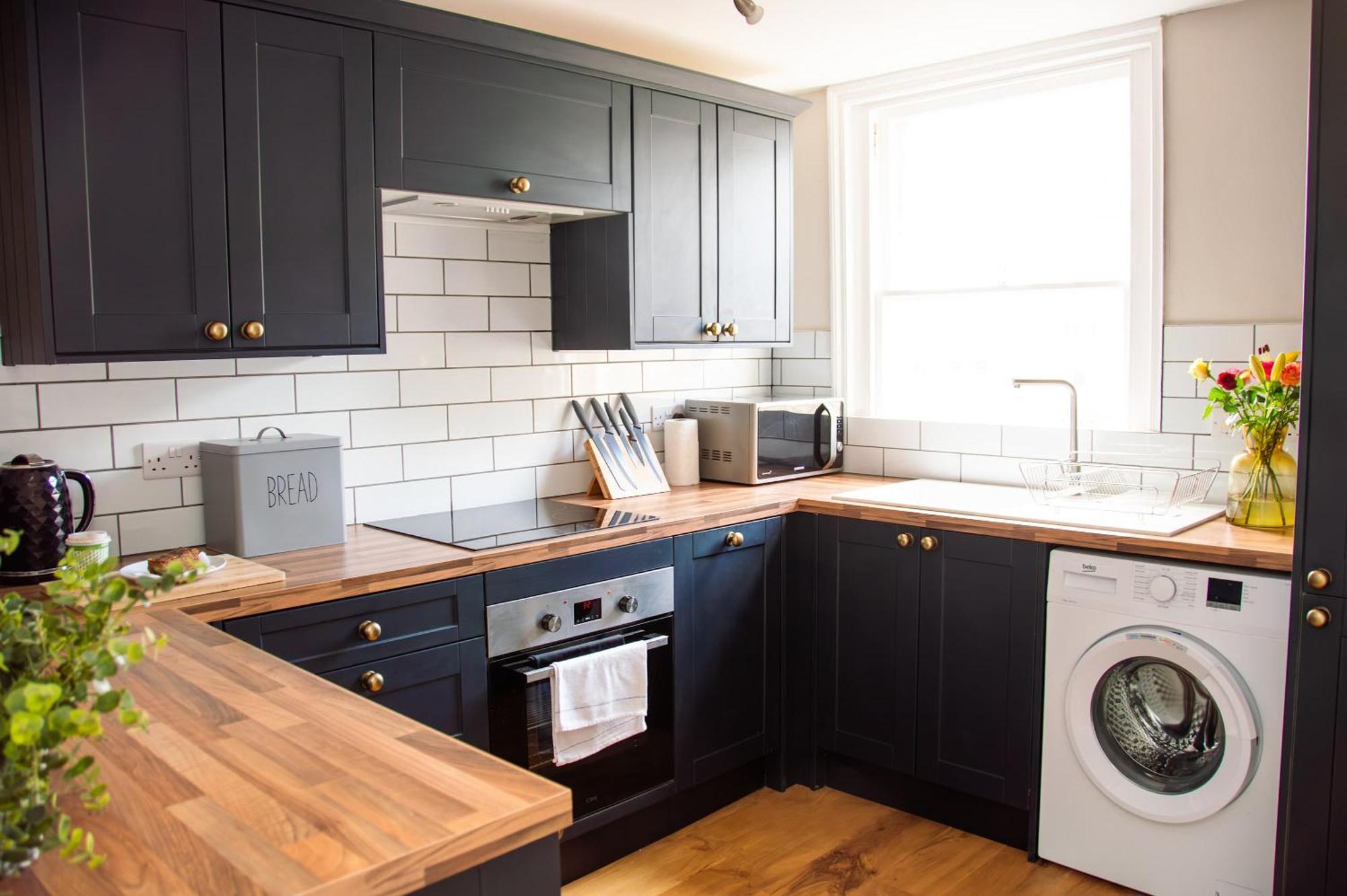 Beautiful Character 3 Bed City Centre Apartment บาธ ภายนอก รูปภาพ