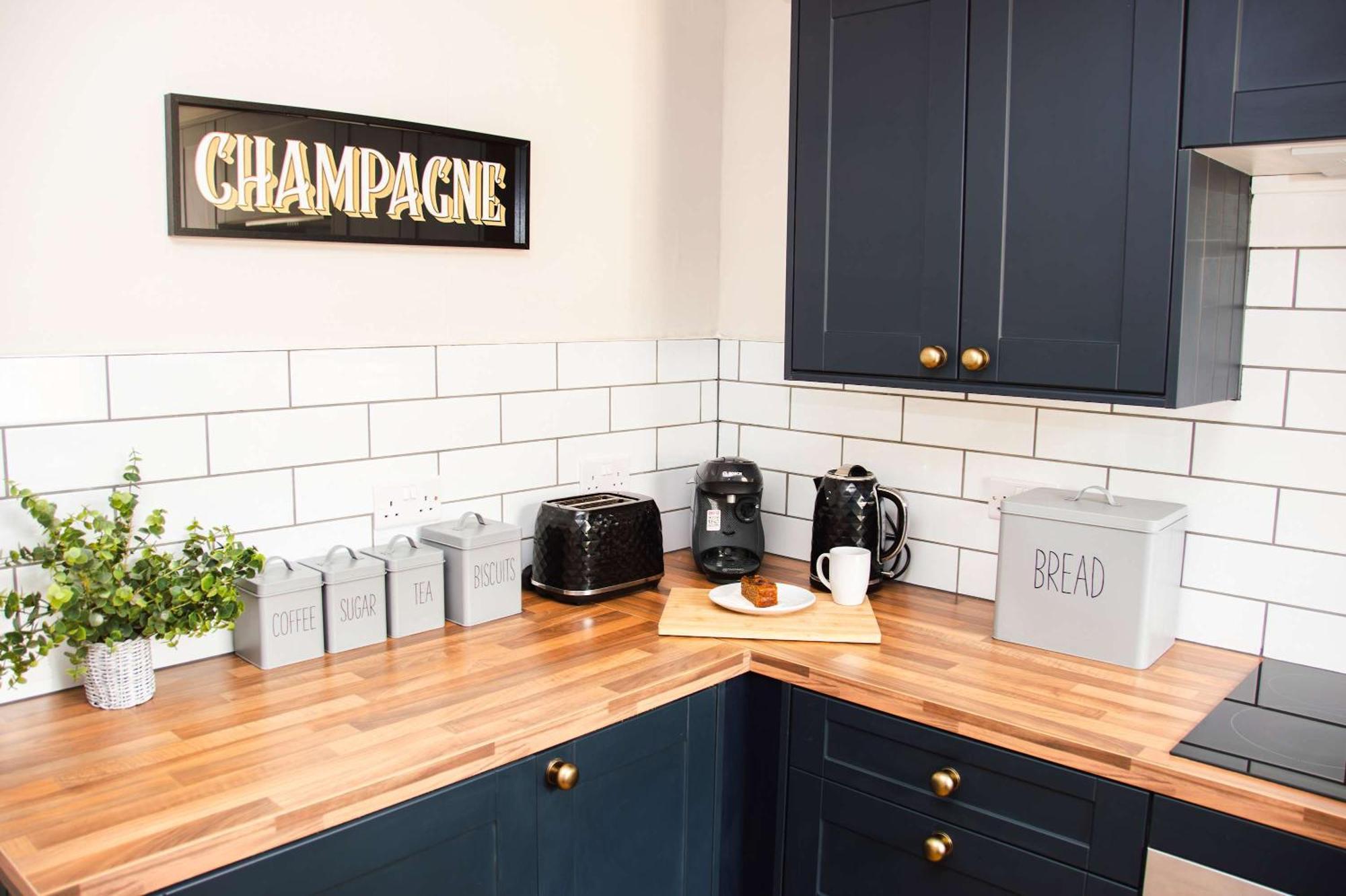 Beautiful Character 3 Bed City Centre Apartment บาธ ภายนอก รูปภาพ